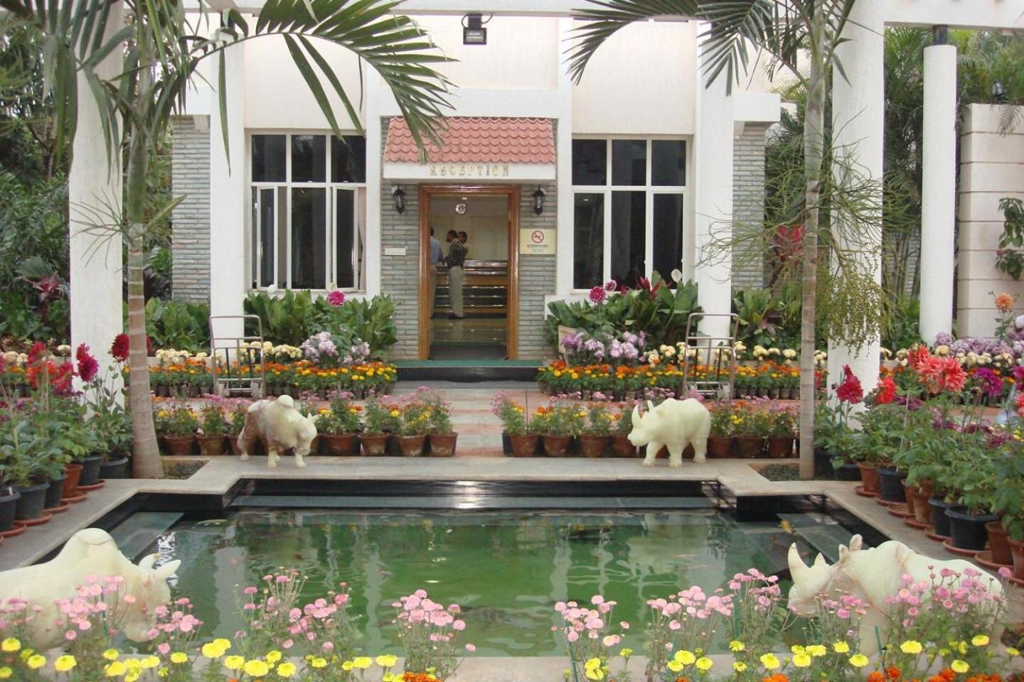Pragati Resorts Kundakal Εξωτερικό φωτογραφία